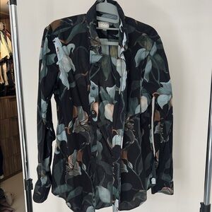 Club Monaco Black and Green Floral Casual Button Down Shirt